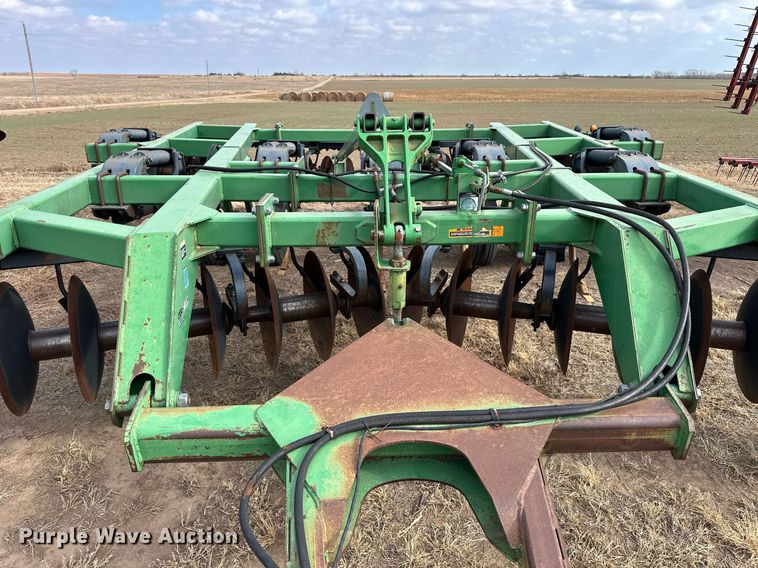 image for item NS9001 John Deere 510  disk ripper