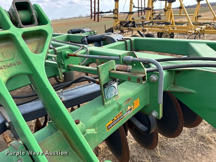 image for item NS9001 John Deere 510  disk ripper