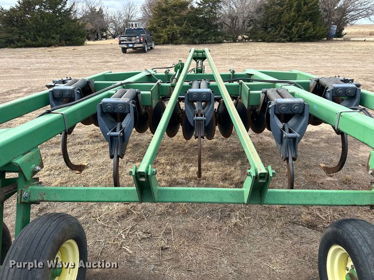 image for item NS9001 John Deere 510  disk ripper