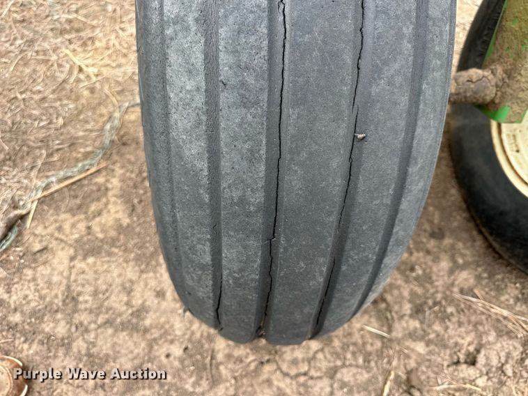 image for item NS9001 John Deere 510  disk ripper