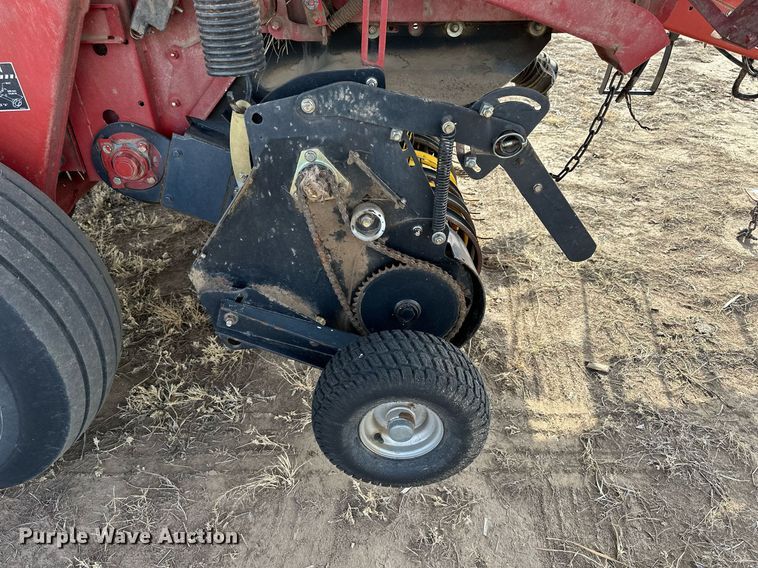 image for item NS9003 Case IH RBX563  round baler