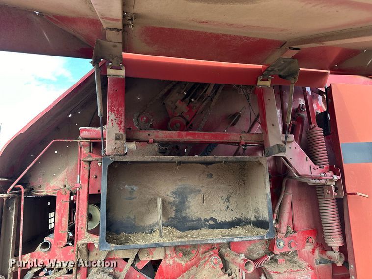 image for item NS9003 Case IH RBX563  round baler