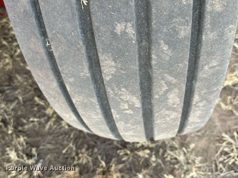 image for item NS9003 Case IH RBX563  round baler