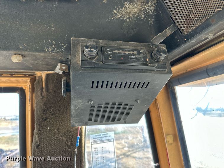 image for item NS9023 Case 1170 Agri King tractor