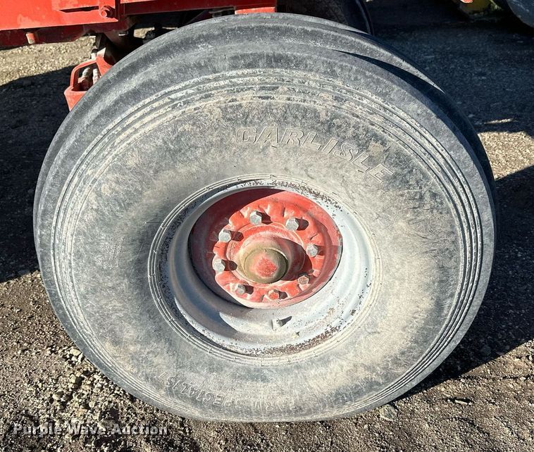 image for item NS9023 Case 1170 Agri King tractor