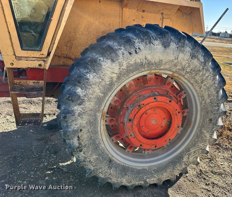 image for item NS9023 Case 1170 Agri King tractor