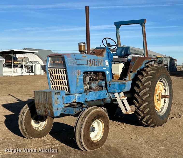 image for item NS9031 1974 Ford 8600  tractor