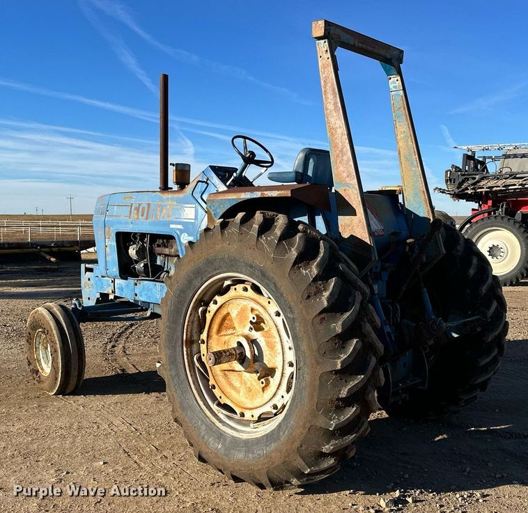 image for item NS9031 1974 Ford 8600  tractor