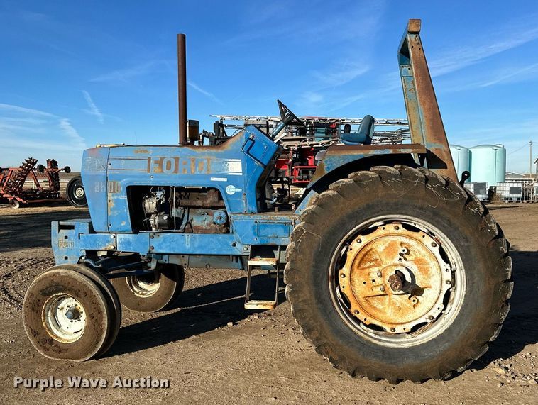 image for item NS9031 1974 Ford 8600  tractor