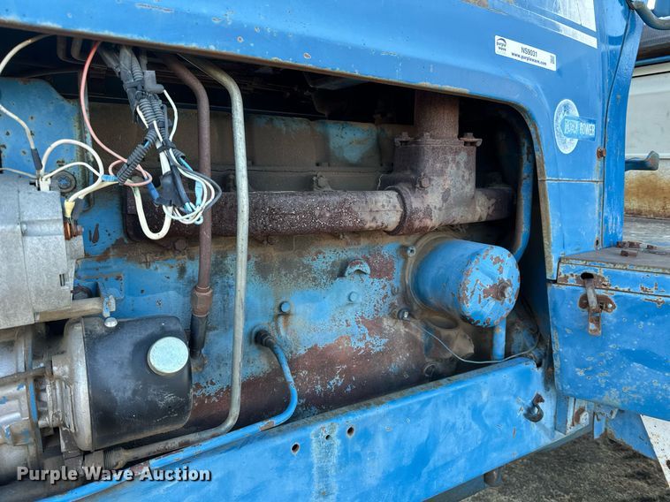 image for item NS9031 1974 Ford 8600  tractor