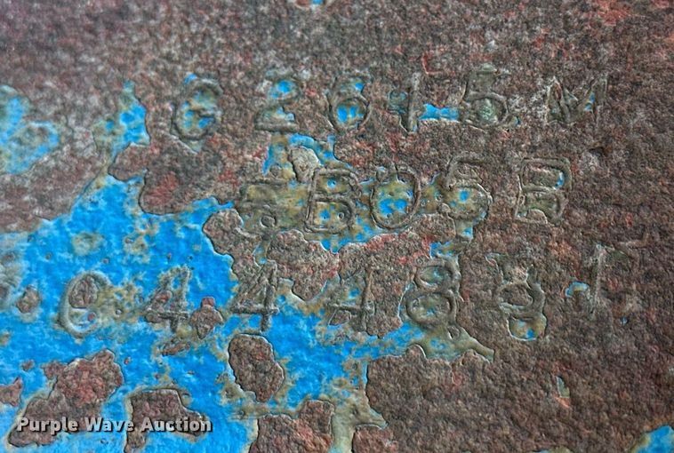 image for item NS9031 1974 Ford 8600  tractor