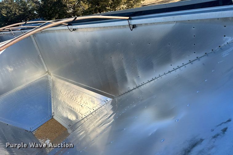 image for item NS9032 1997 Timpte  grain trailer