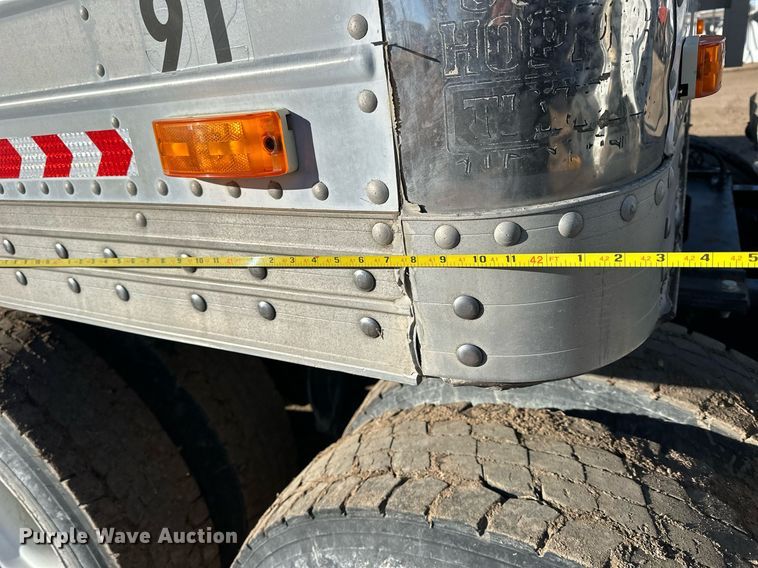 image for item NS9032 1997 Timpte  grain trailer