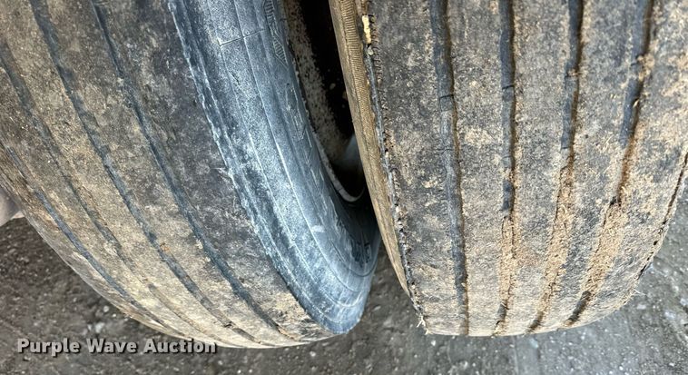 image for item NS9032 1997 Timpte  grain trailer