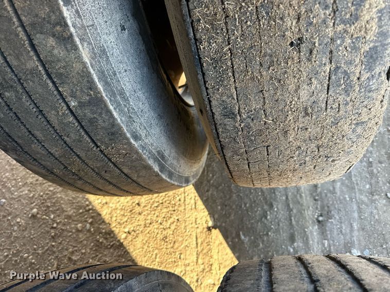 image for item NS9032 1997 Timpte  grain trailer