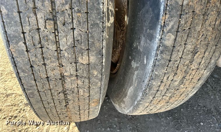 image for item NS9032 1997 Timpte  grain trailer