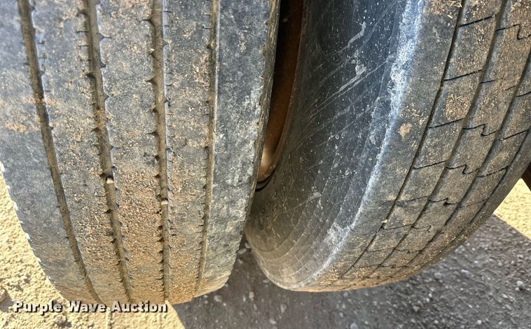 image for item NS9032 1997 Timpte  grain trailer