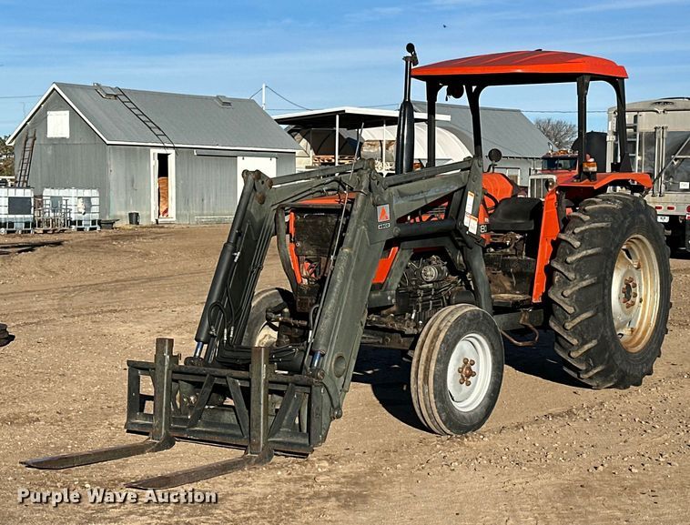 image for item NS9033 1992 AGCO Allis 5680  tractor