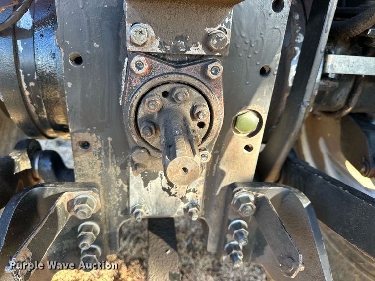 image for item NS9033 1992 AGCO Allis 5680  tractor