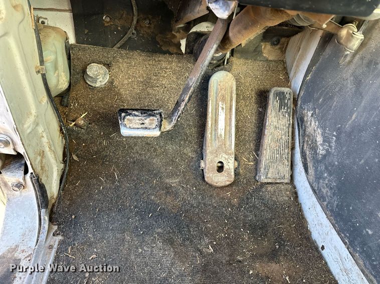 image for item NS9034 1986 GMC Brigadier  feed delivery truck