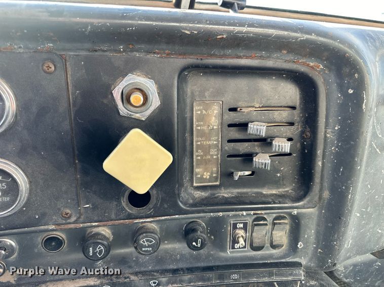 image for item NS9034 1986 GMC Brigadier  feed delivery truck