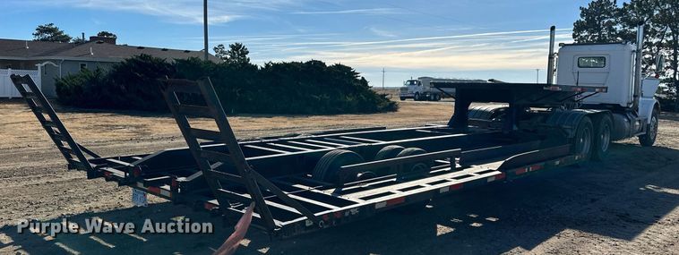 image for item NS9037 1978 Jantz GNLP8-12  swather / windrower trailer