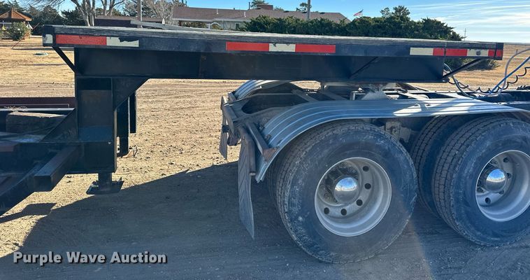 image for item NS9037 1978 Jantz GNLP8-12  swather / windrower trailer