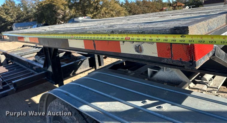 image for item NS9037 1978 Jantz GNLP8-12  swather / windrower trailer