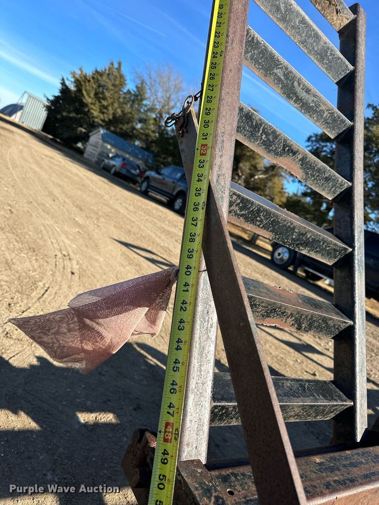 image for item NS9037 1978 Jantz GNLP8-12  swather / windrower trailer