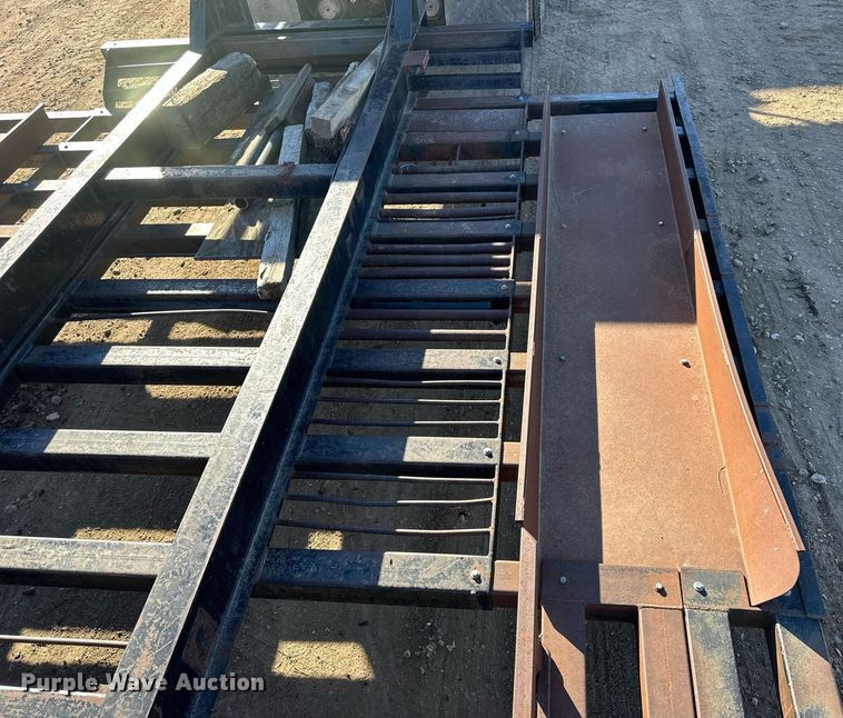 image for item NS9037 1978 Jantz GNLP8-12  swather / windrower trailer