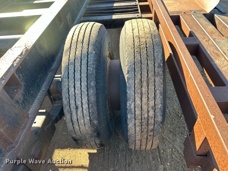 image for item NS9037 1978 Jantz GNLP8-12  swather / windrower trailer