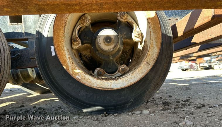 image for item NS9037 1978 Jantz GNLP8-12  swather / windrower trailer