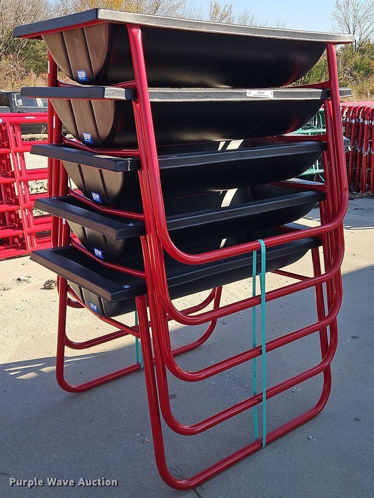 image for item NZ9090 (5) B&W PT15070 bunk feeders