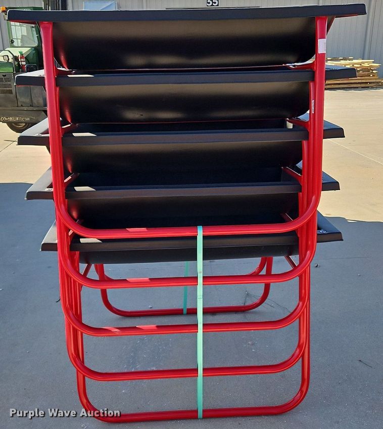 image for item NZ9090 (5) B&W PT15070 bunk feeders