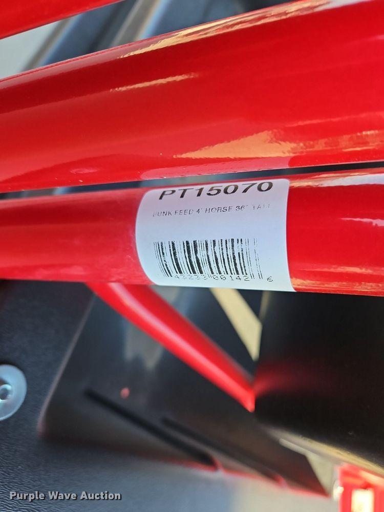 image for item NZ9090 (5) B&W PT15070 bunk feeders