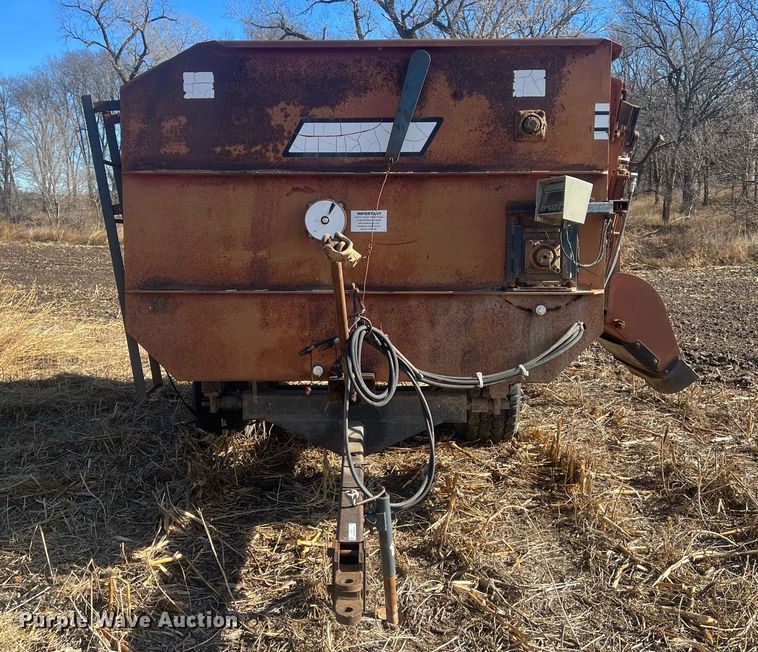 image for item OA9235 RotoMix 354-12  feed mixer