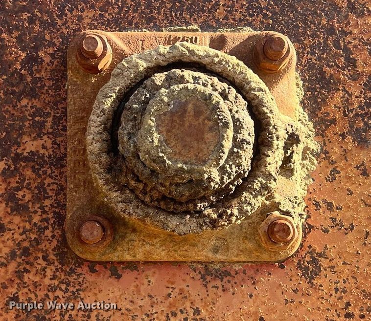 image for item OA9235 RotoMix 354-12  feed mixer