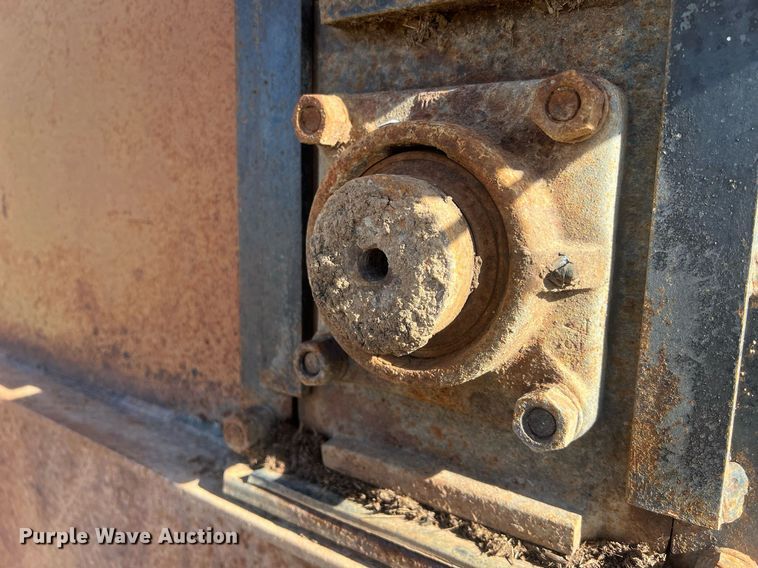 image for item OA9235 RotoMix 354-12  feed mixer