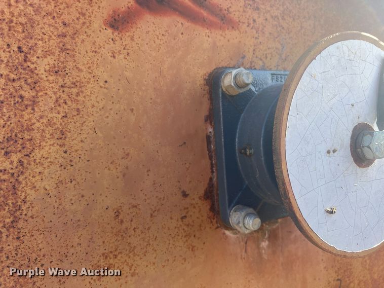 image for item OA9235 RotoMix 354-12  feed mixer