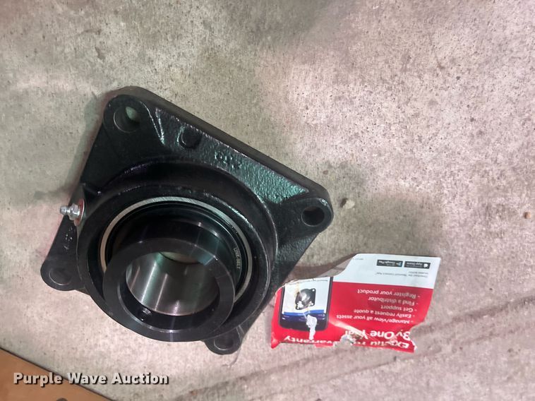 image for item OA9235 RotoMix 354-12  feed mixer