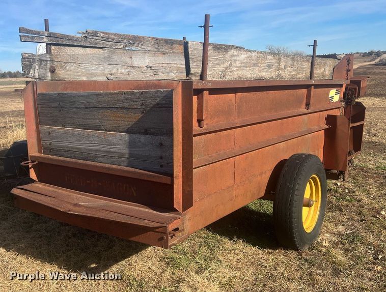 image for item OA9238 Kelly-Ryan Feed-R-Wagon  feed wagon