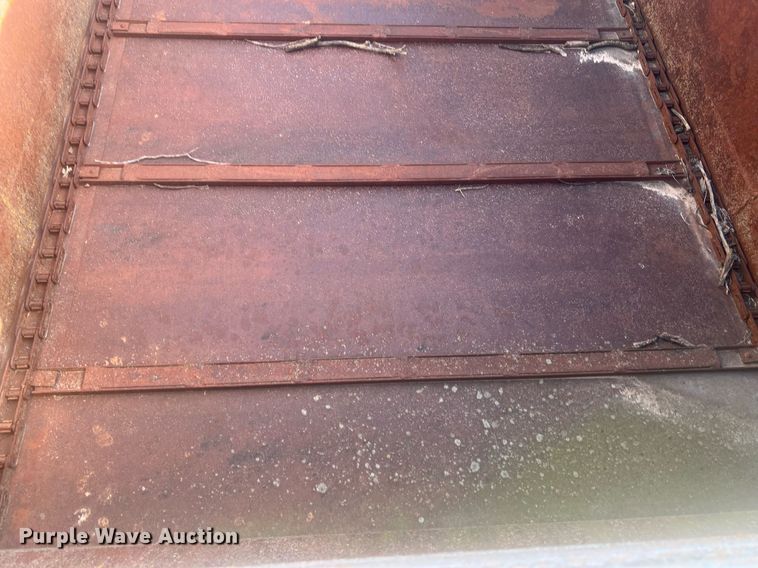 image for item OA9238 Kelly-Ryan Feed-R-Wagon  feed wagon