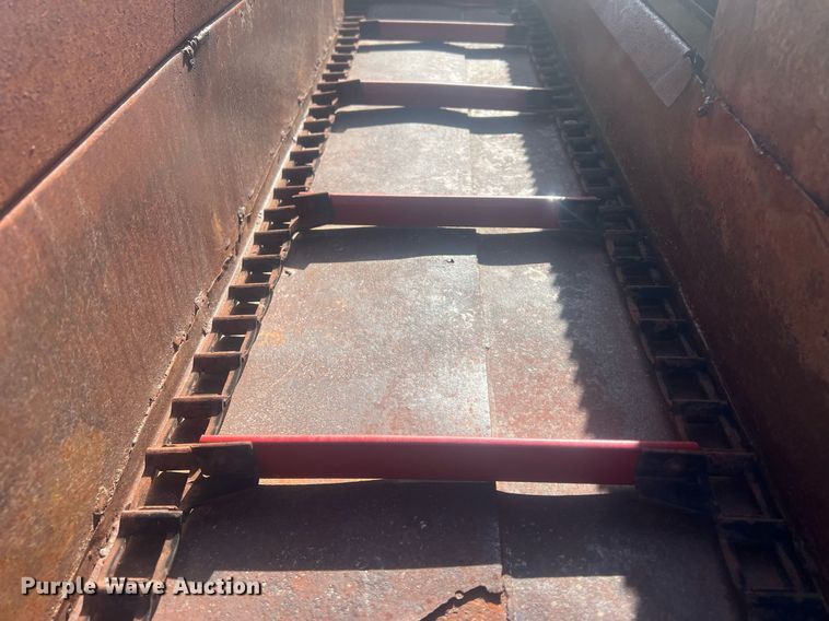 image for item OA9238 Kelly-Ryan Feed-R-Wagon  feed wagon