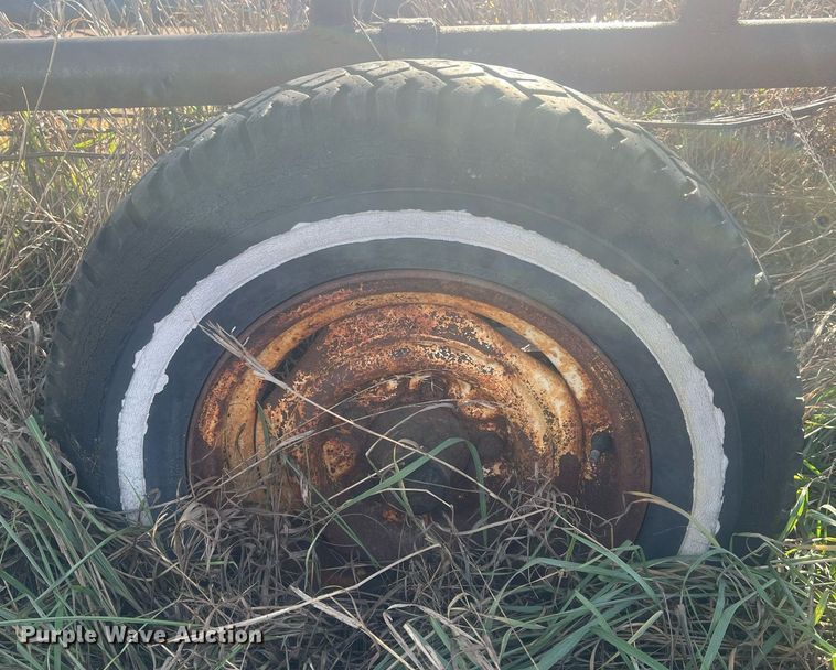 image for item OA9239 Feeder