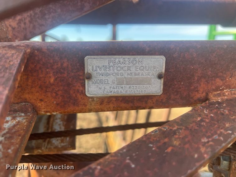 image for item OA9240 Livestock chute