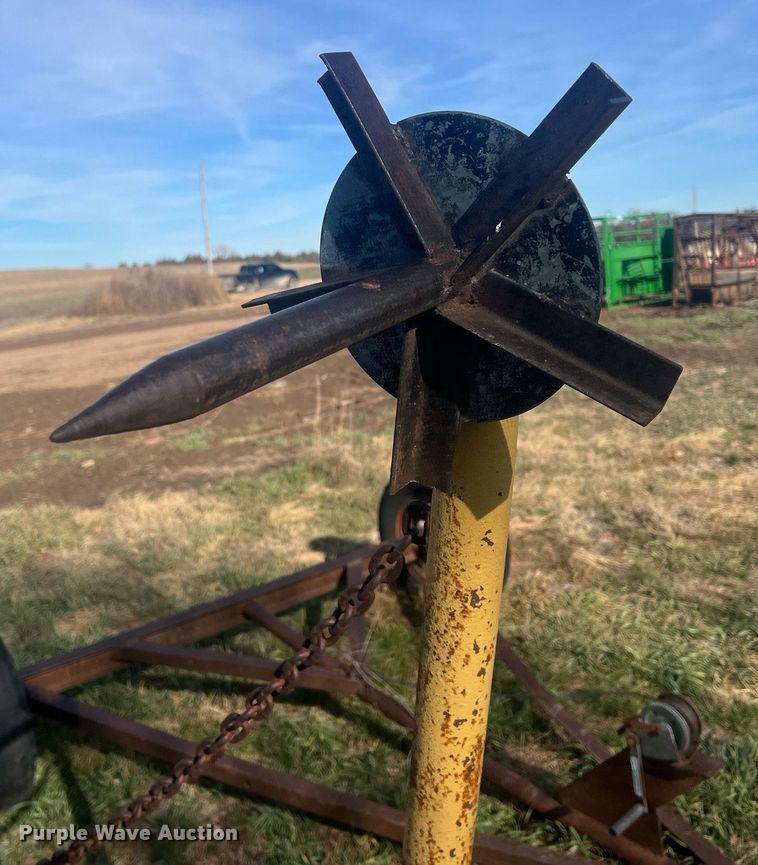 image for item OA9241 (2) bale movers