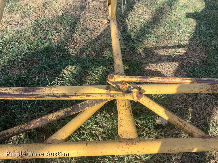 image for item OA9241 (2) bale movers