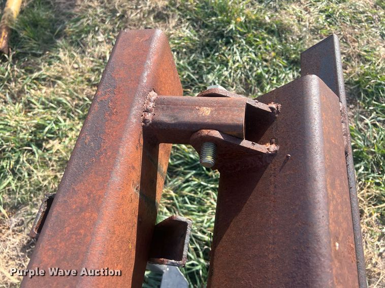 image for item OA9241 (2) bale movers