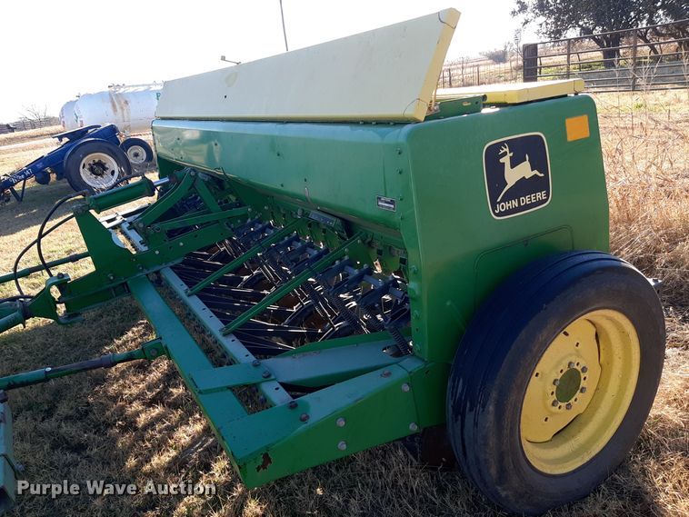 image for item OF9608 John Deere 8500  grain drill