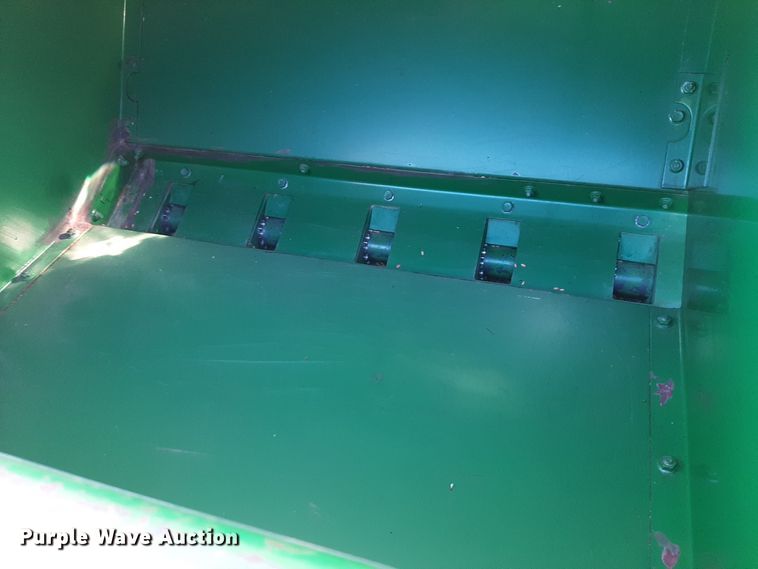 image for item OF9608 John Deere 8500  grain drill